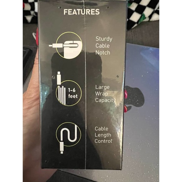 Fuse Reels 5W iPhone Lightning Cable Charger Organizer - Picture 3 of 5